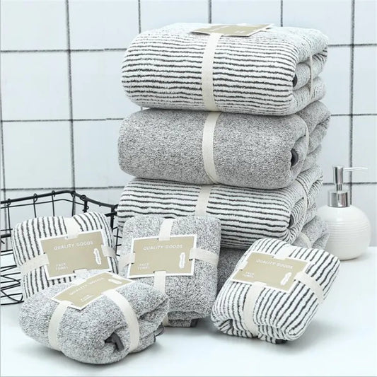 Luxurious Bamboo Charcoal Bath Towel - Soft, Absorbent Coral Velvet, 70x140cm