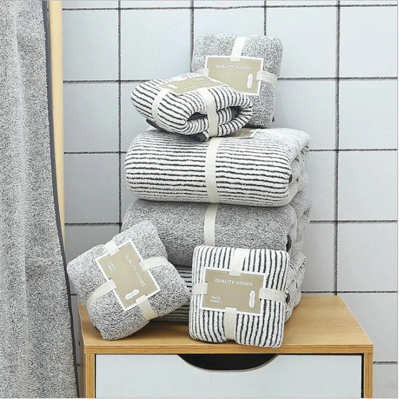 Luxurious Bamboo Charcoal Bath Towel - Soft, Absorbent Coral Velvet, 70x140cm